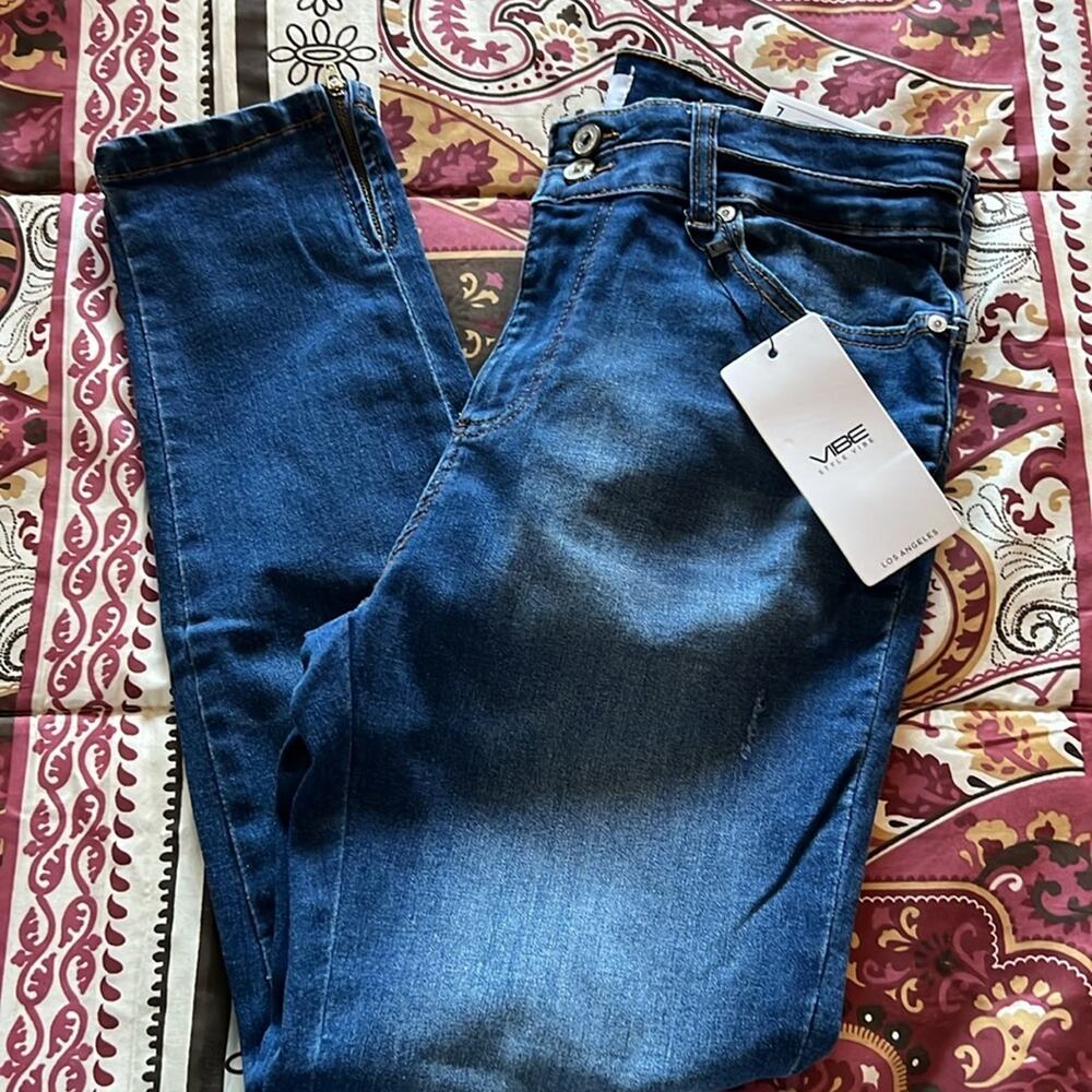 Blue Denim Skinny Jeans Mid Rise Junior 5 NEW Vibe Los Angeles